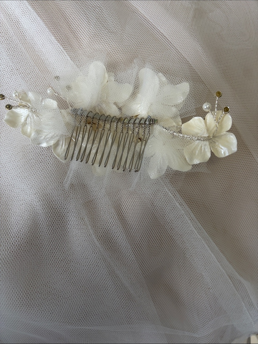 David's Bridal Ivory Floral Pearl and Crystal Hair Clip - Picture 2 of 2